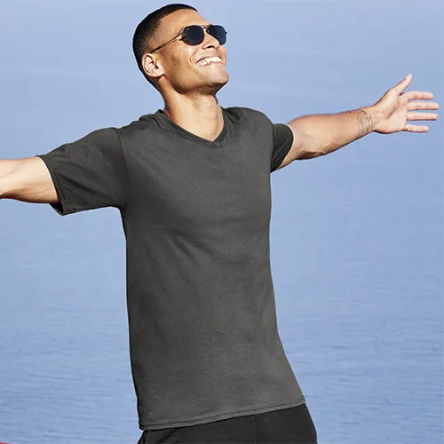 CAMISETA VALUE-WEIGHT HOMBRE PICO